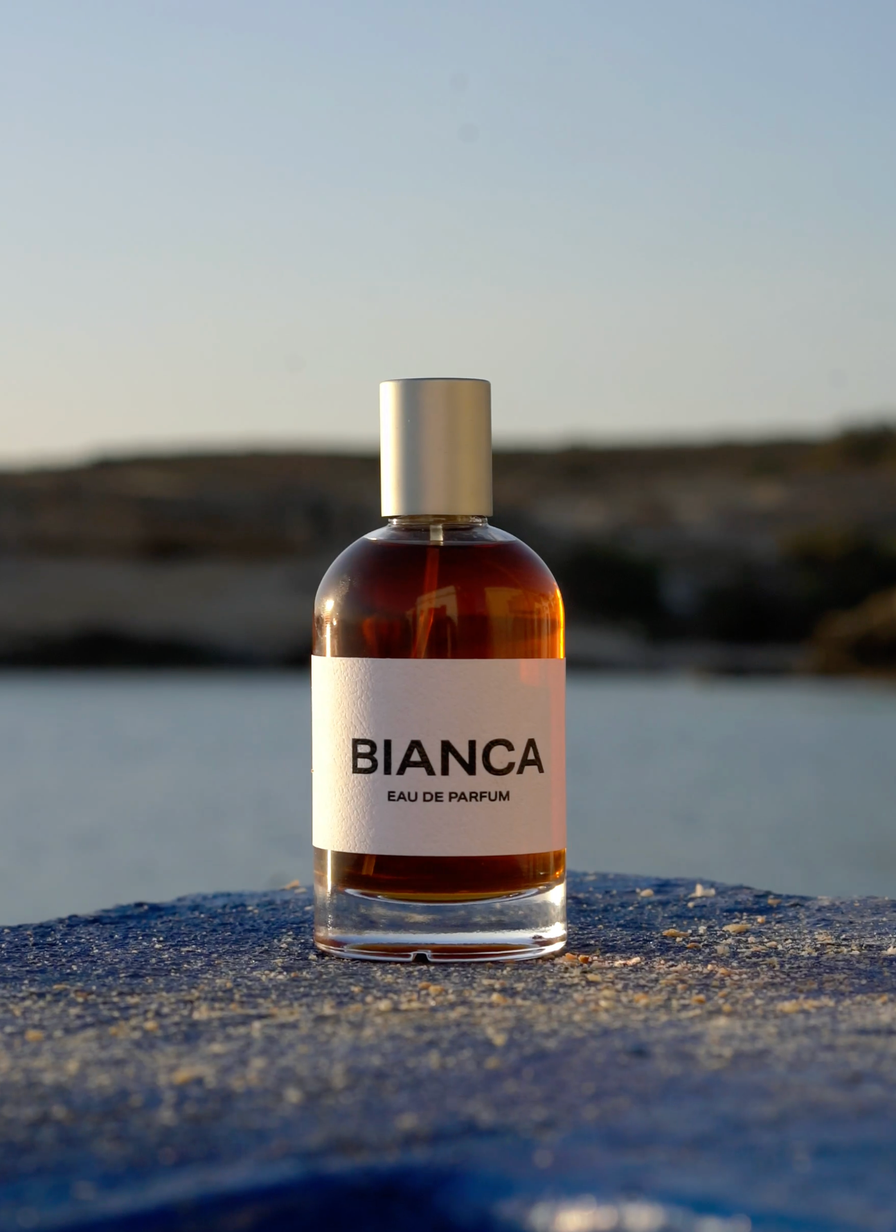 In collaboration with La Corsia - BIANCA EDP. A warm tonka and vanilla unisex perfume.